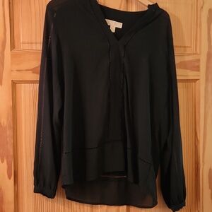 Michael Kors Flowy Light Weight pullover dress shirt